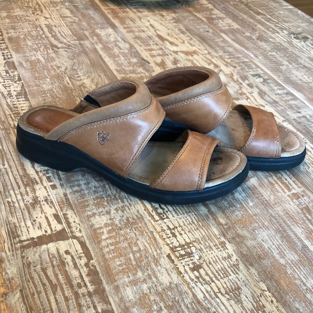 Ariat Ladies Tan Leather Sandals Size 10